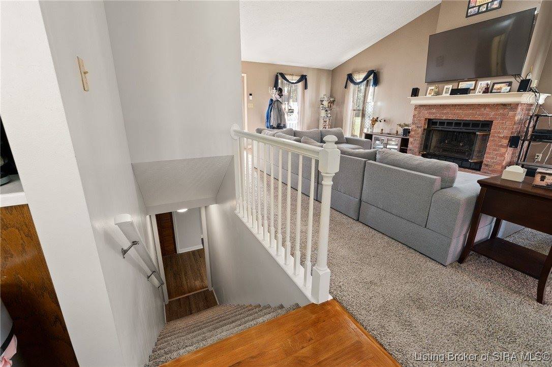 9404 Hunters Ridge Drive, Georgetown, IN 47122