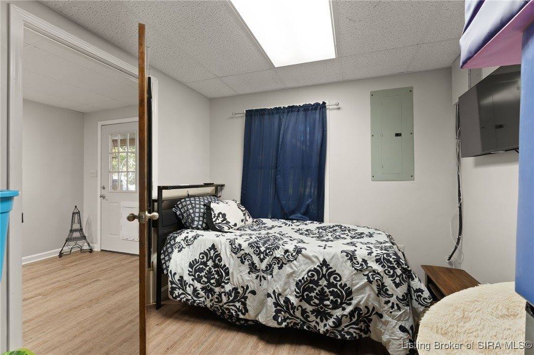 9404 Hunters Ridge Drive, Georgetown, IN 47122