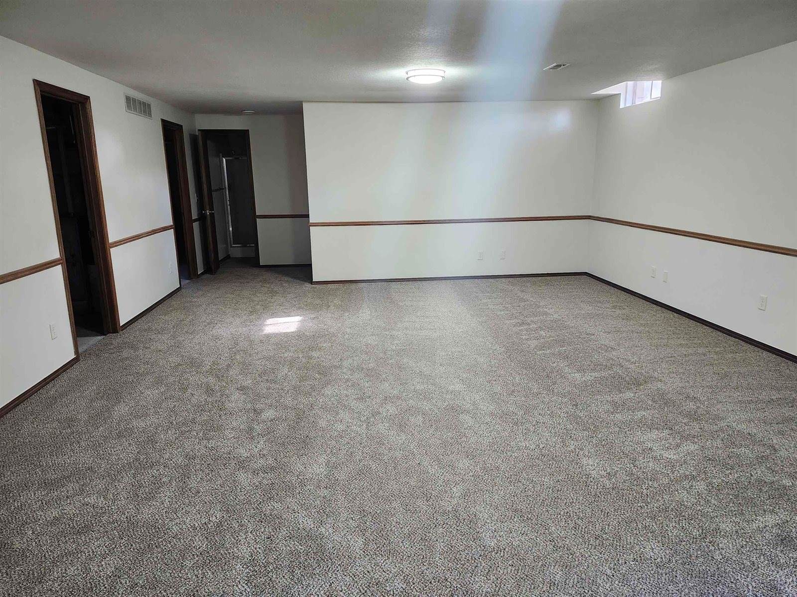 11709 West Jennie St, Wichita, KS 67212