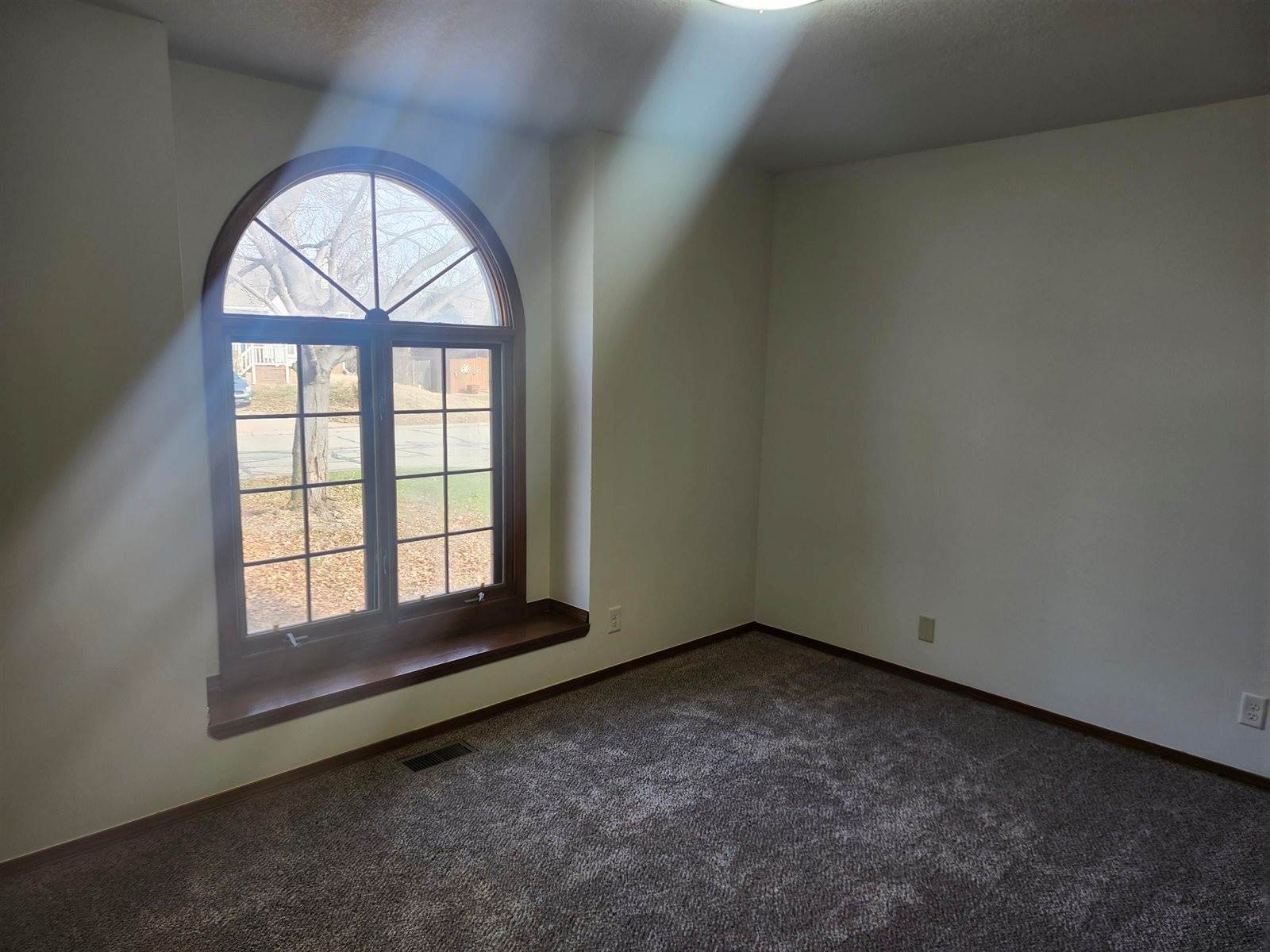 11709 West Jennie St, Wichita, KS 67212