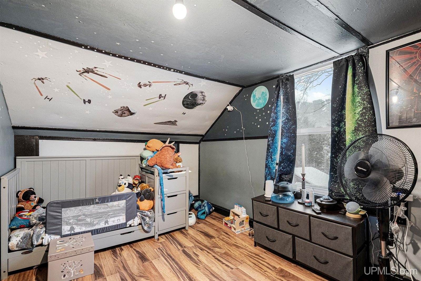 1733 Wilkinson Avenue, Marquette, MI 49855