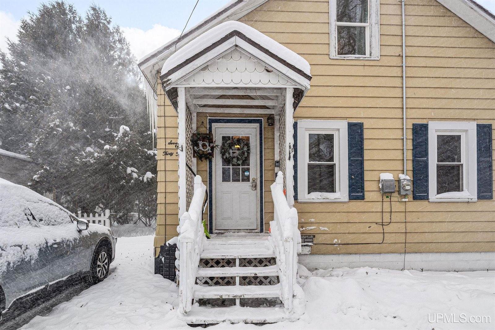 1733 Wilkinson Avenue, Marquette, MI 49855