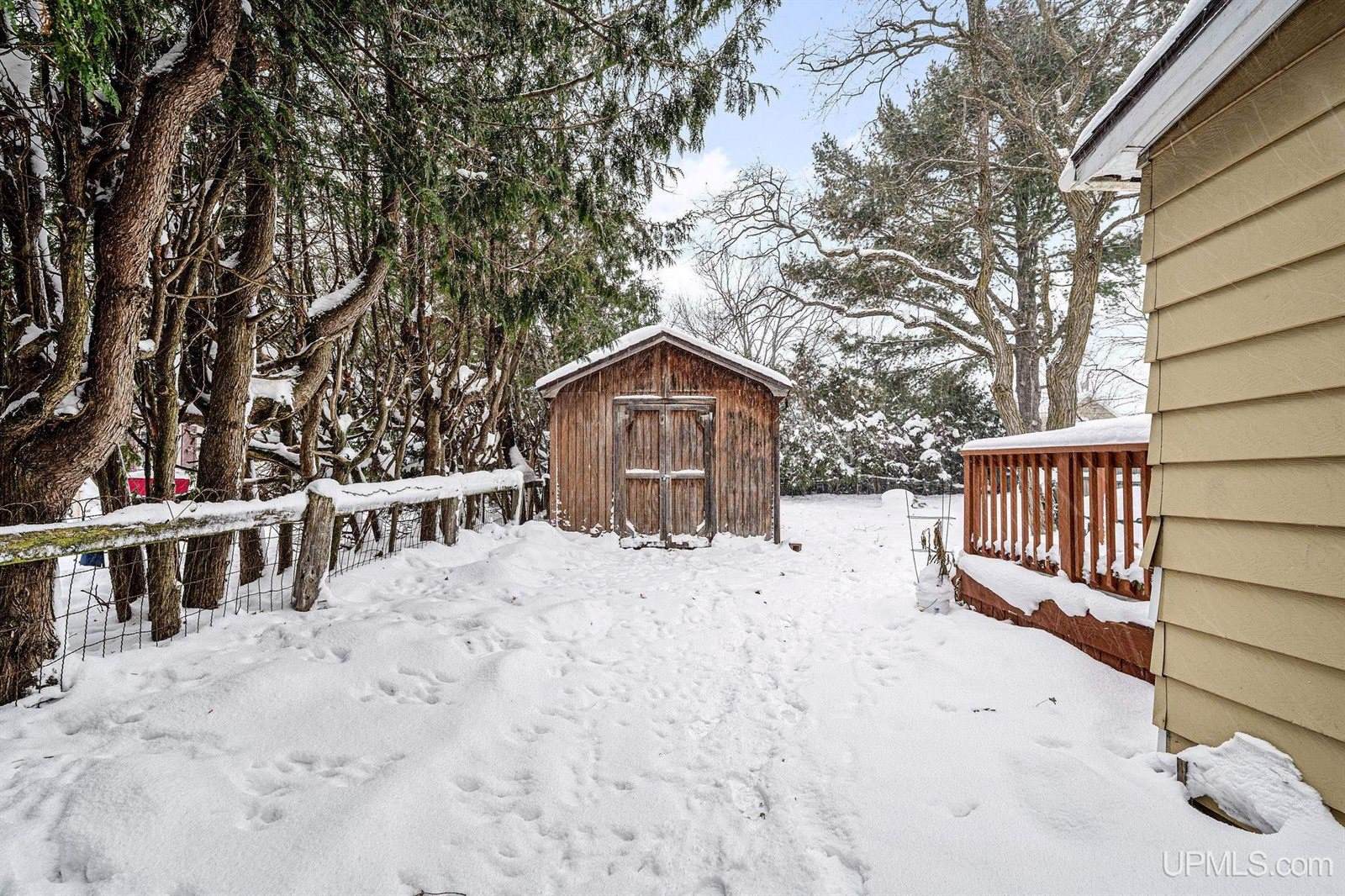 1733 Wilkinson Avenue, Marquette, MI 49855