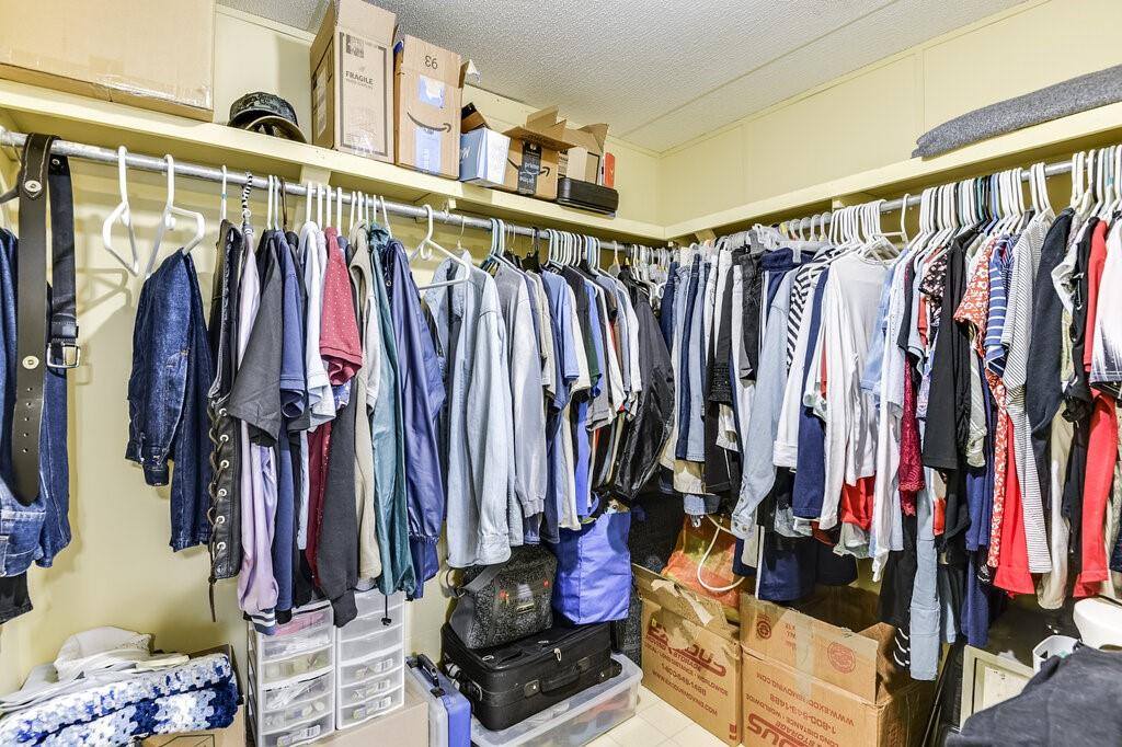 2520 Willow Oak Lane, Burleson, TX 76028