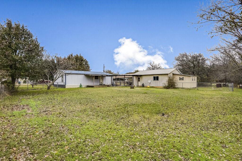 2520 Willow Oak Lane, Burleson, TX 76028