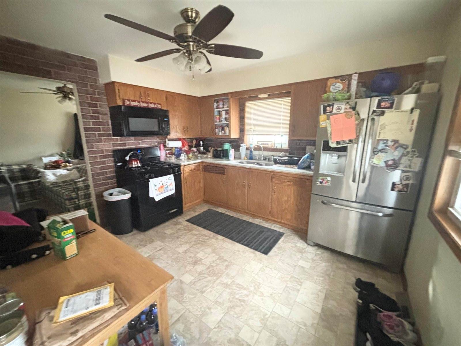 1617 Ohio St, Racine, WI 53405