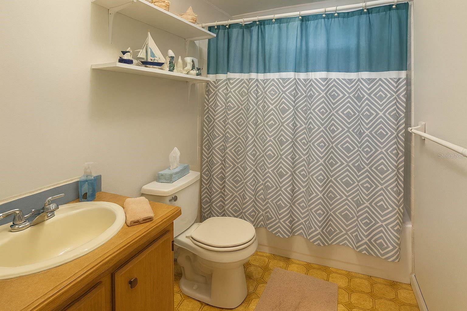 8348 Emmons Avenue, New Port Richey, FL 34653