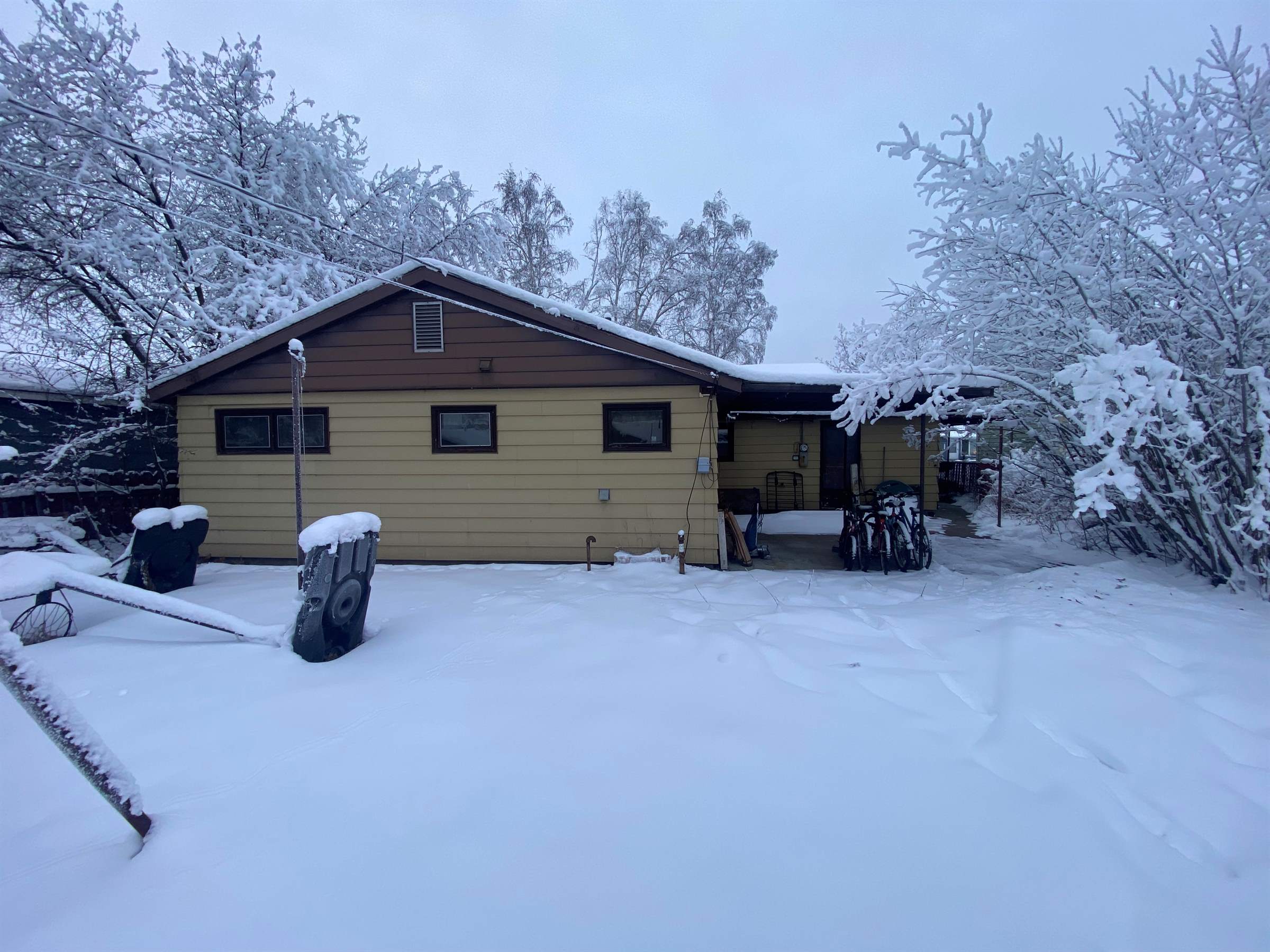 620 Bentley Drive, Fairbanks, AK 99701