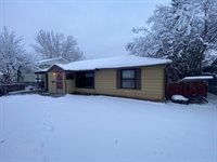 620 Bentley Drive, Fairbanks, AK 99701