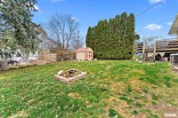 3870 Lexington Court, Bettendorf, IA 52722