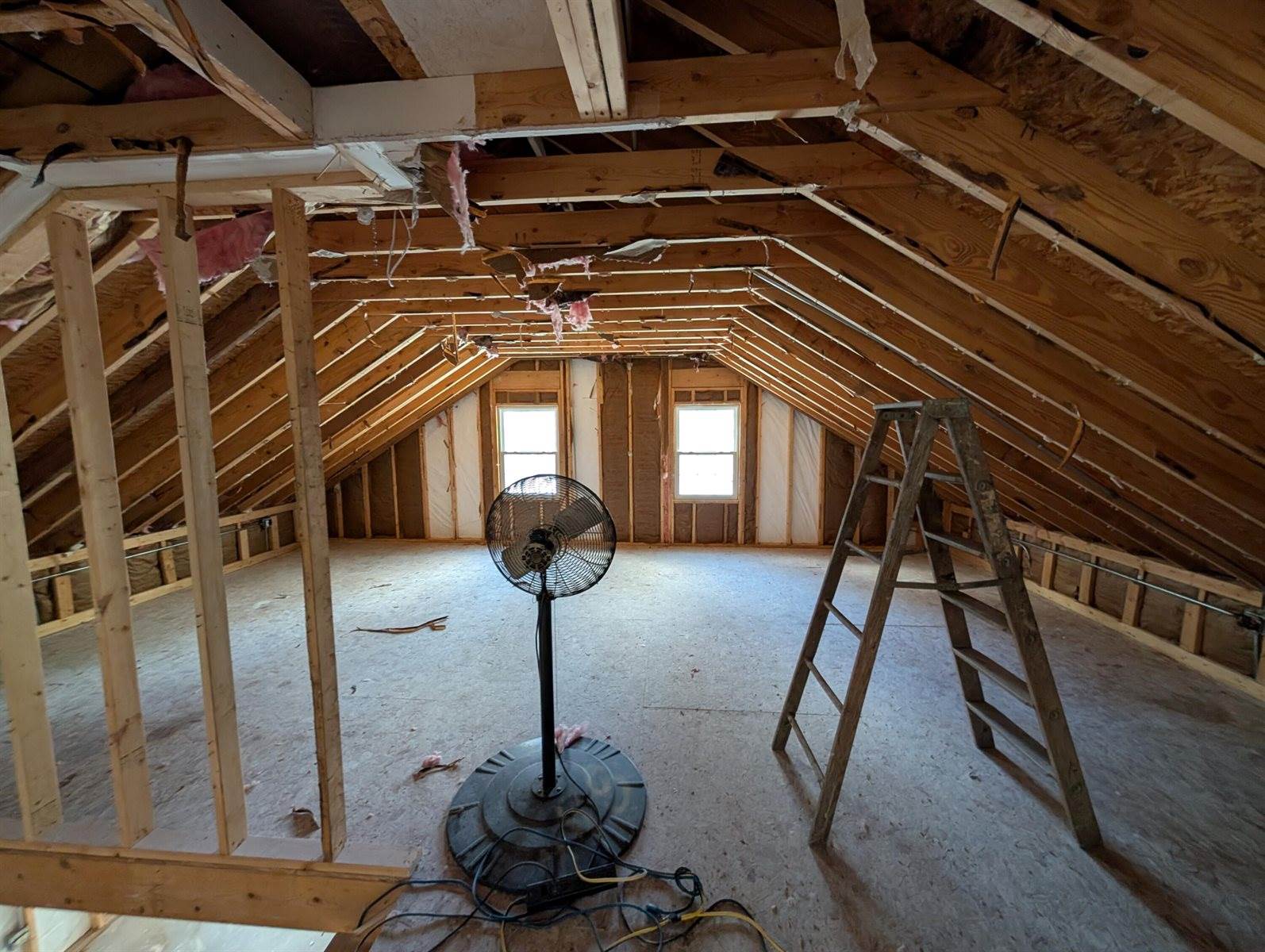 6395 South Lakeshore Drive, Pentwater, MI 49449