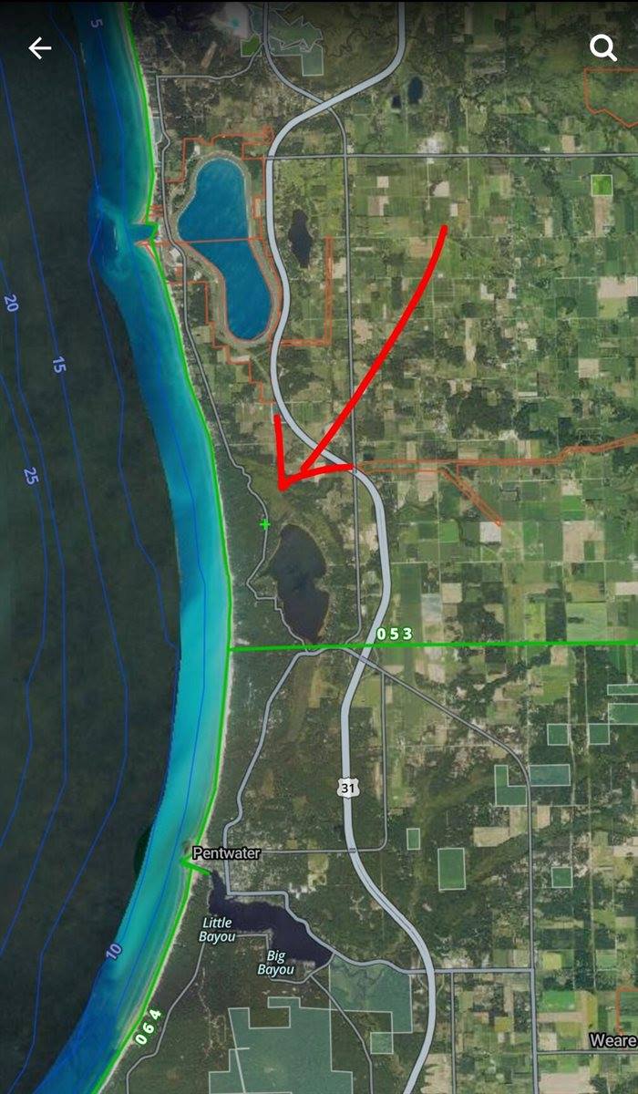 6395 South Lakeshore Drive, Pentwater, MI 49449