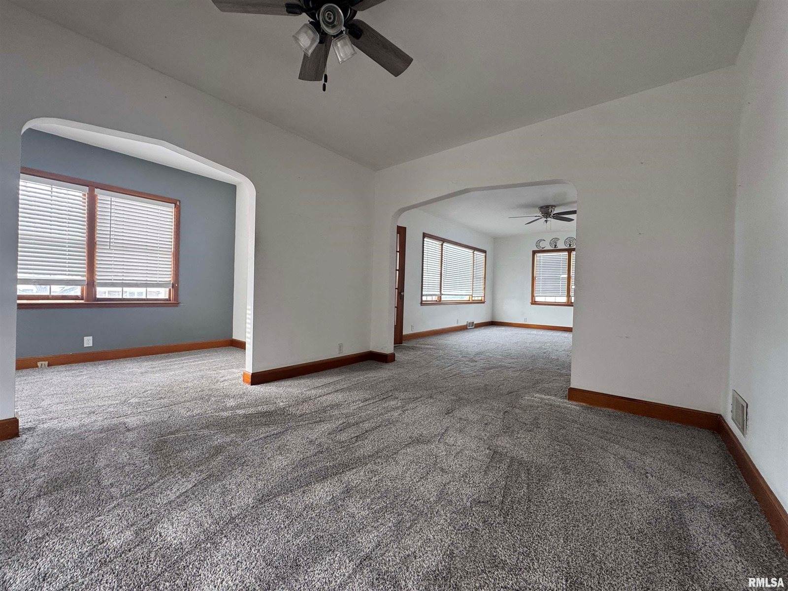 602 Washington Avenue, Lowden, IA 52255