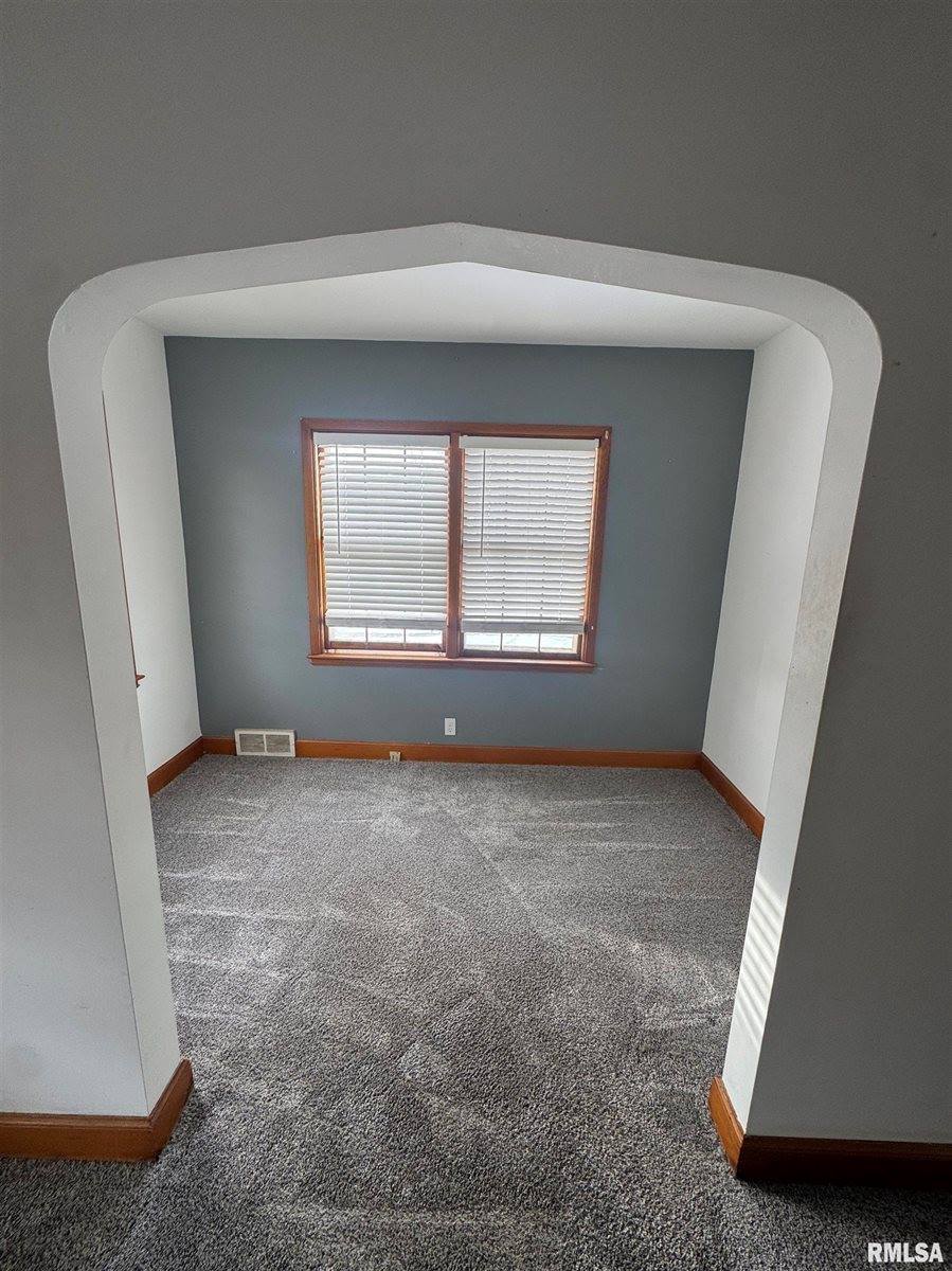 602 Washington Avenue, Lowden, IA 52255