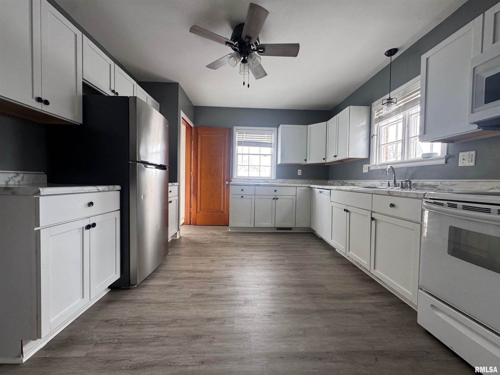 602 Washington Avenue, Lowden, IA 52255