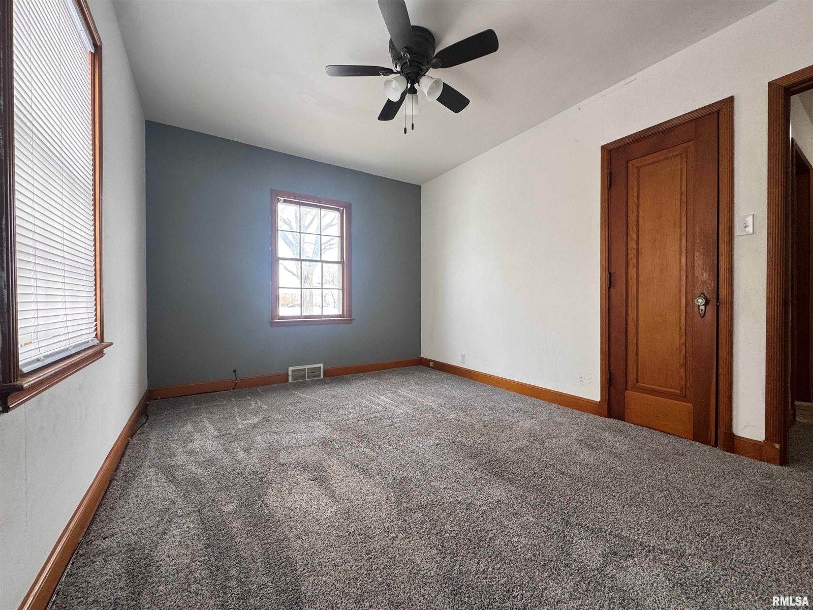 602 Washington Avenue, Lowden, IA 52255