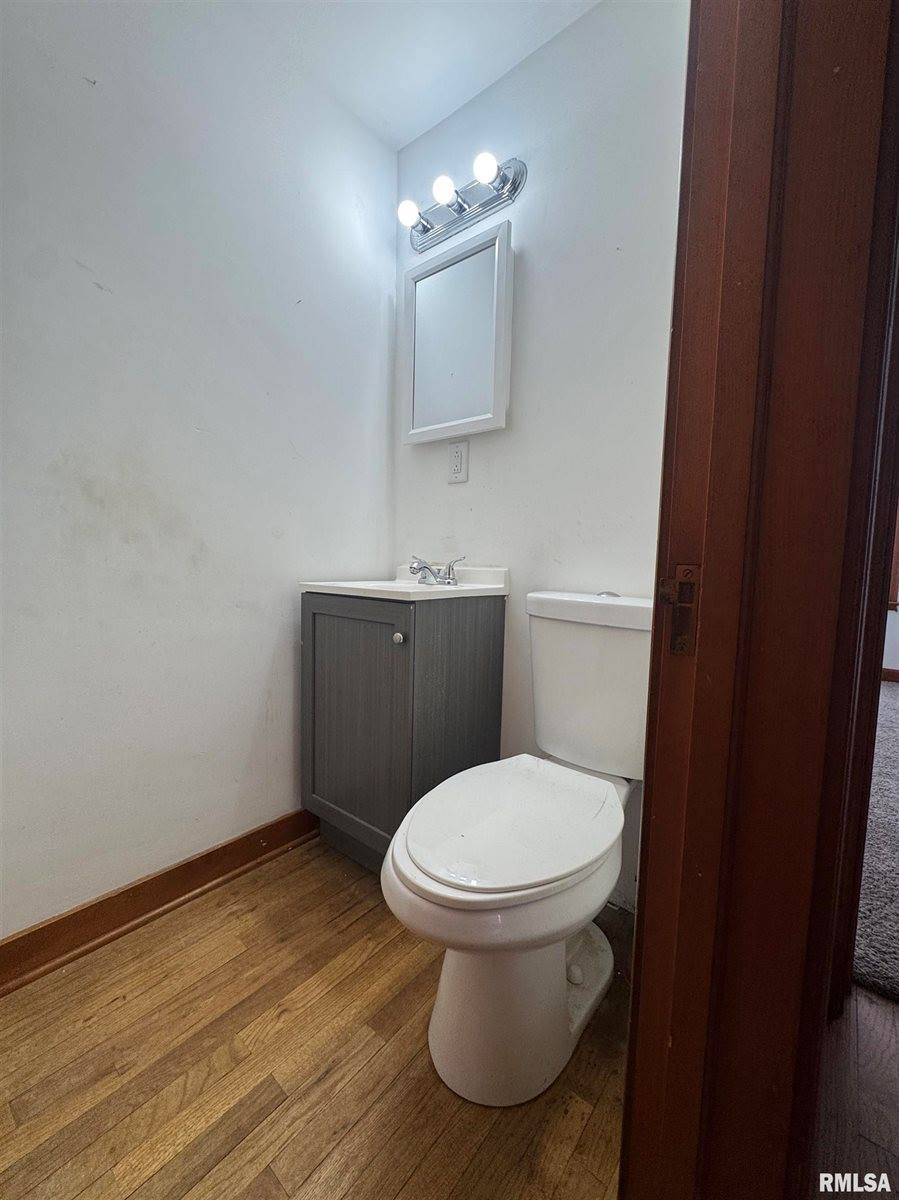 602 Washington Avenue, Lowden, IA 52255