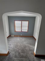 602 Washington Avenue, Lowden, IA 52255