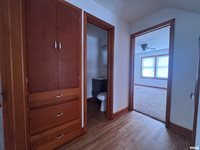 602 Washington Avenue, Lowden, IA 52255