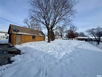 602 Washington Avenue, Lowden, IA 52255