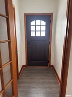 602 Washington Avenue, Lowden, IA 52255