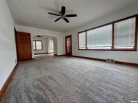 602 Washington Avenue, Lowden, IA 52255