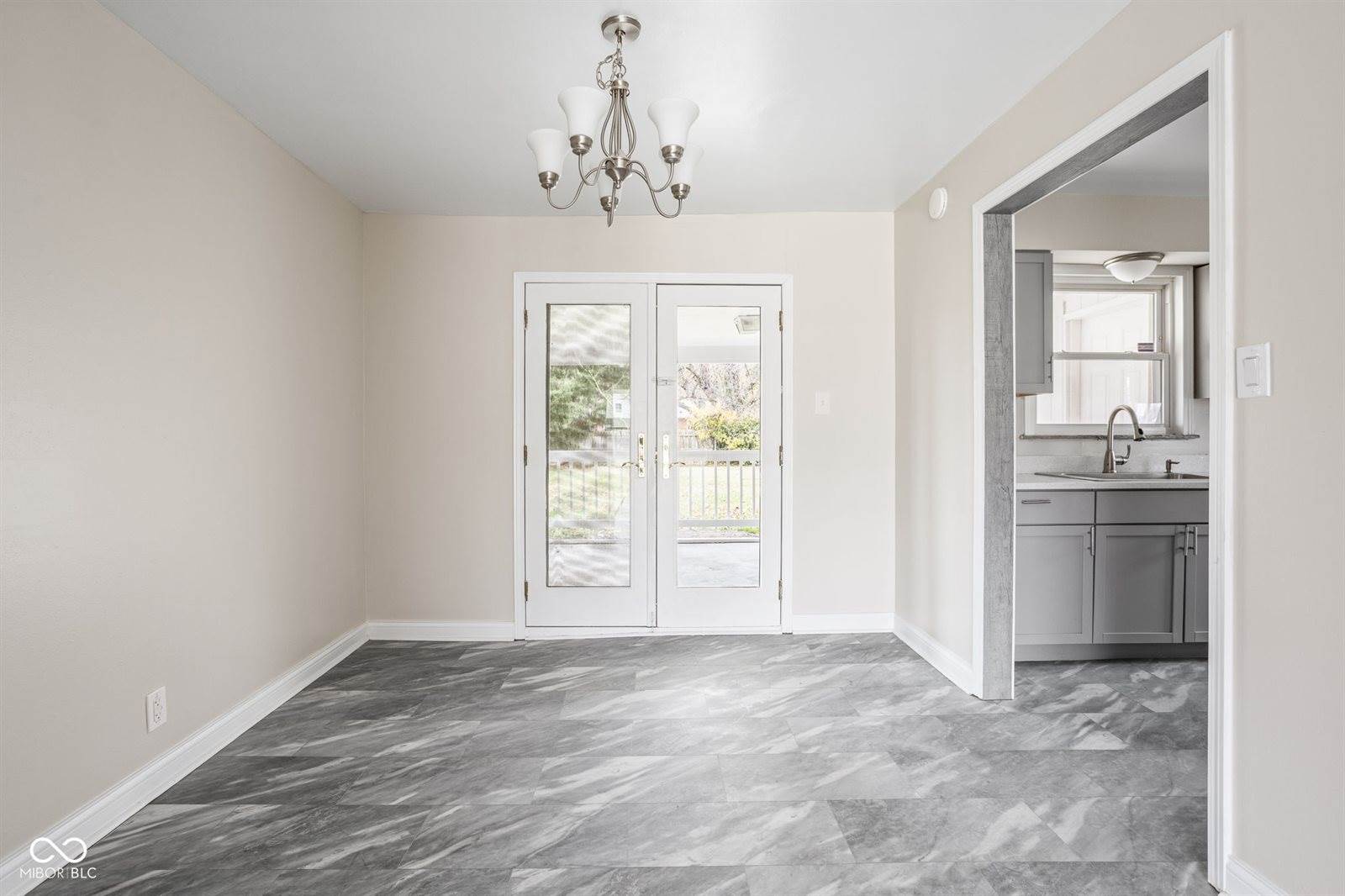 3258 West 39th Street, Indianapolis, IN 46228