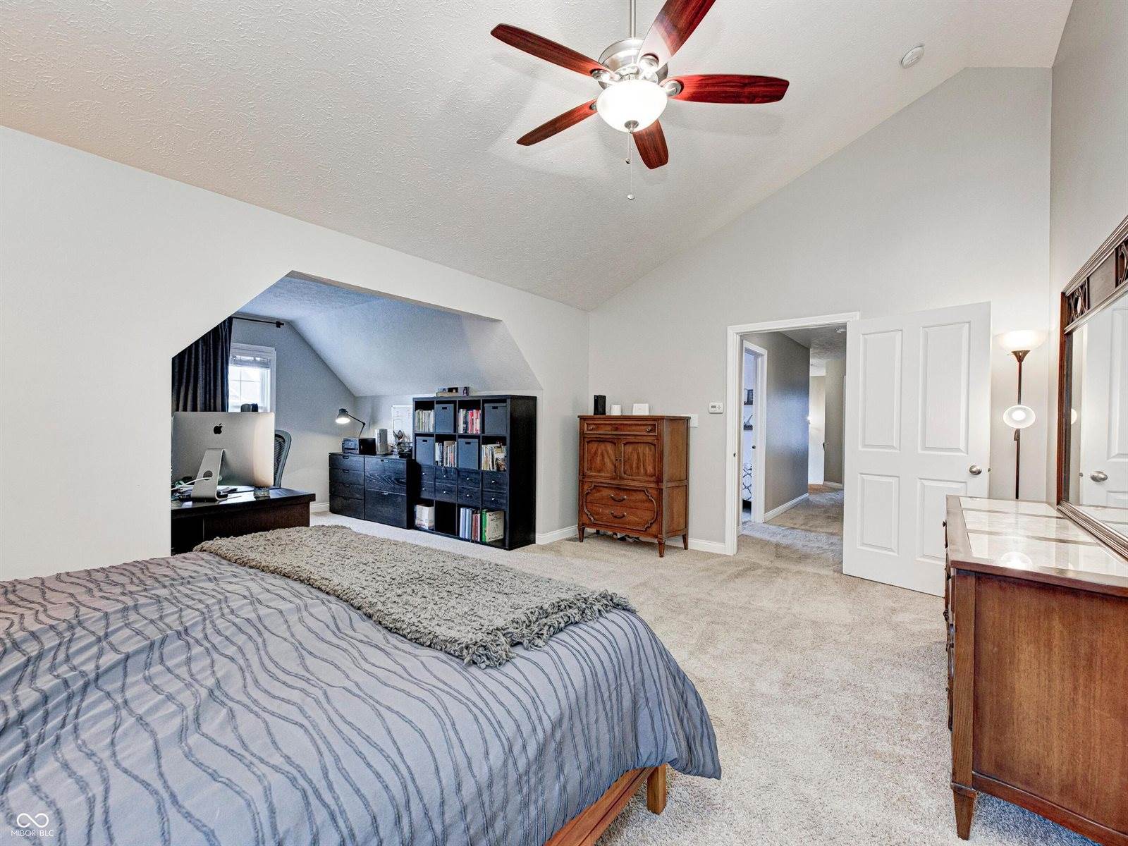 6052 Pine Bluff Drive, Avon, IN 46123