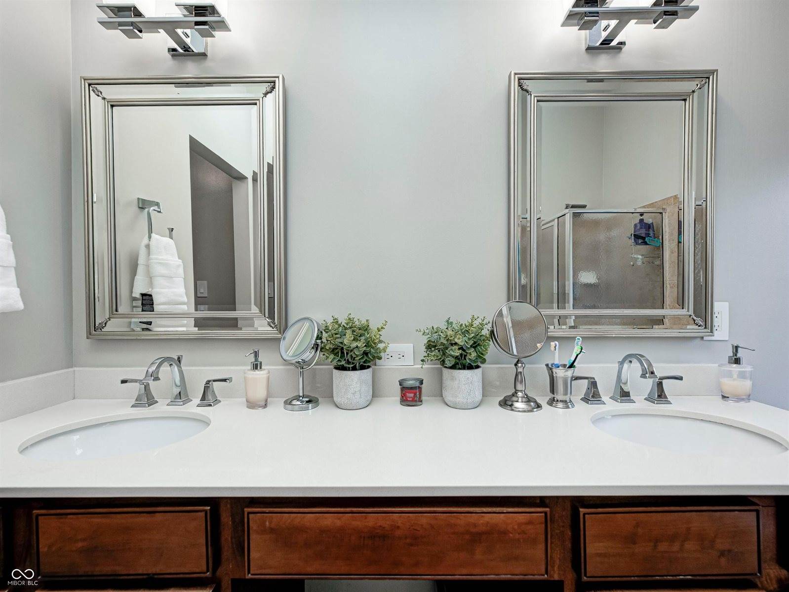 6052 Pine Bluff Drive, Avon, IN 46123