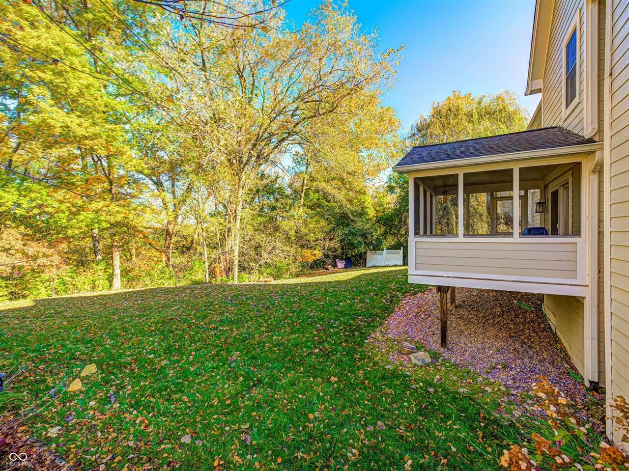 6052 Pine Bluff Drive, Avon, IN 46123