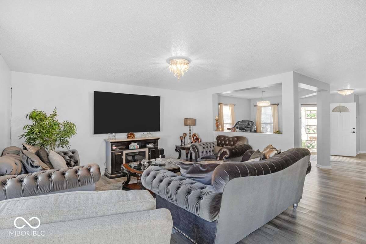 10816 Zimmerman Lane, Indianapolis, IN 46231