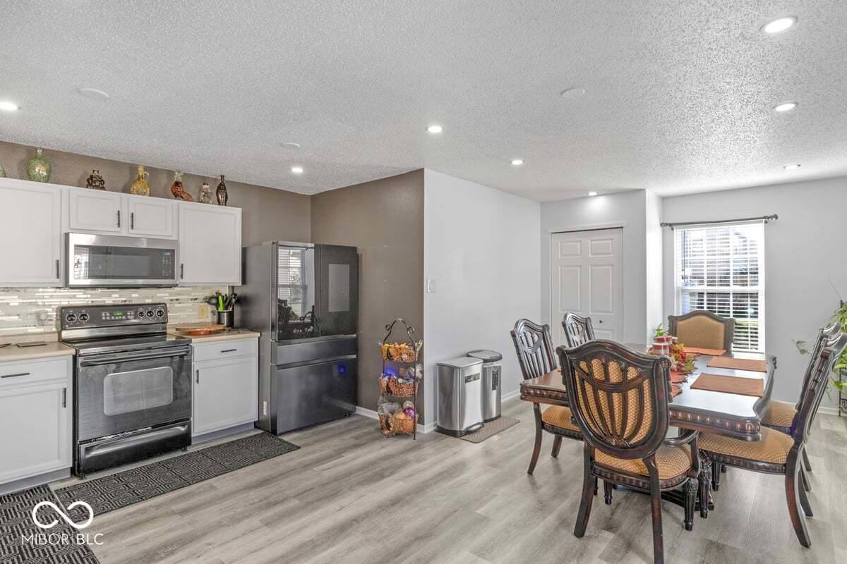 10816 Zimmerman Lane, Indianapolis, IN 46231