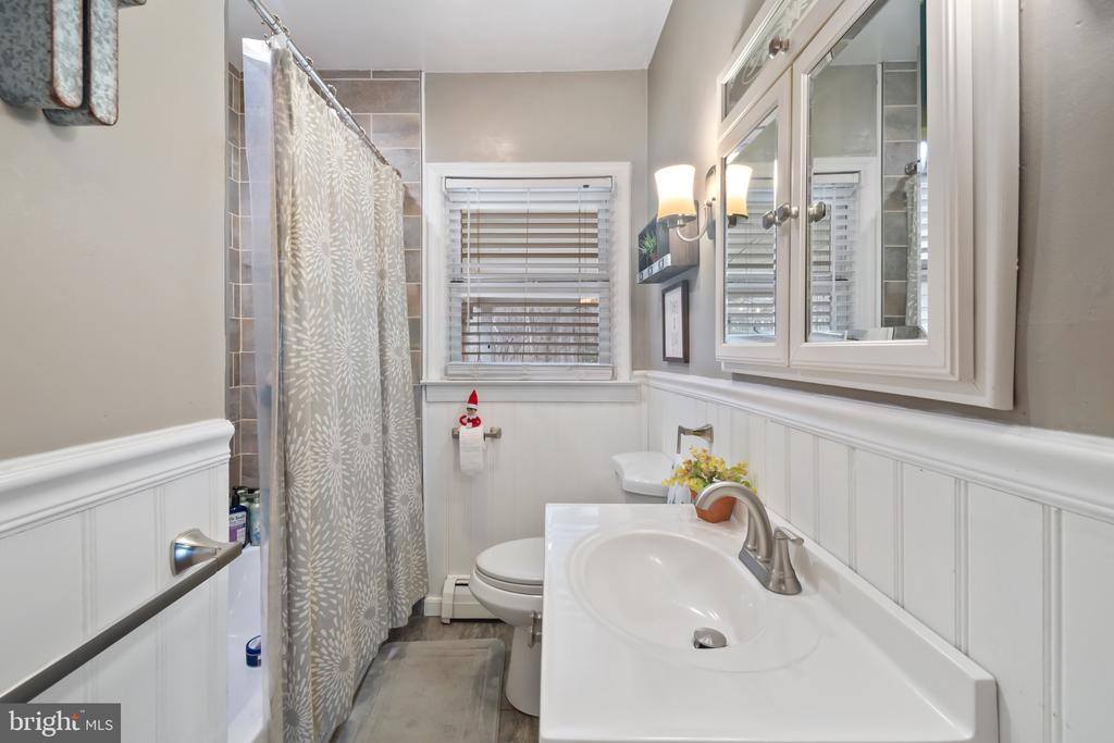 10520 Scaggsville Road, Laurel, MD 20723