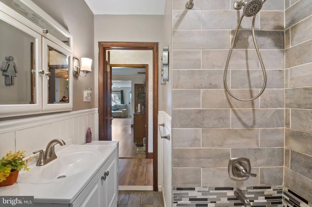 10520 Scaggsville Road, Laurel, MD 20723