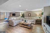 10520 Scaggsville Road, Laurel, MD 20723