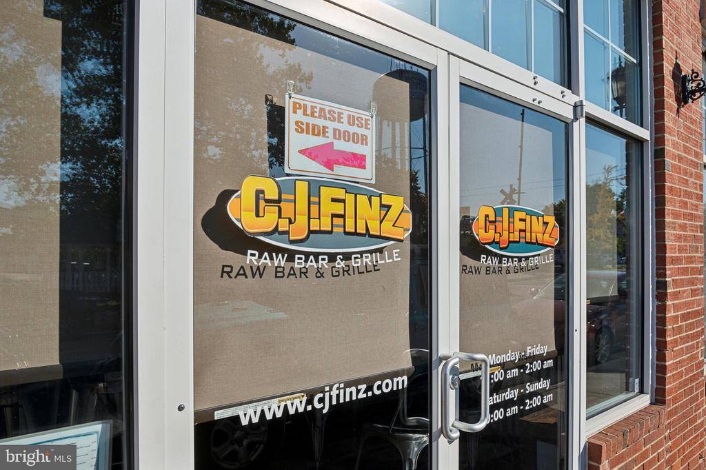 1006 Swallowtail Lane, Manassas, VA 20110