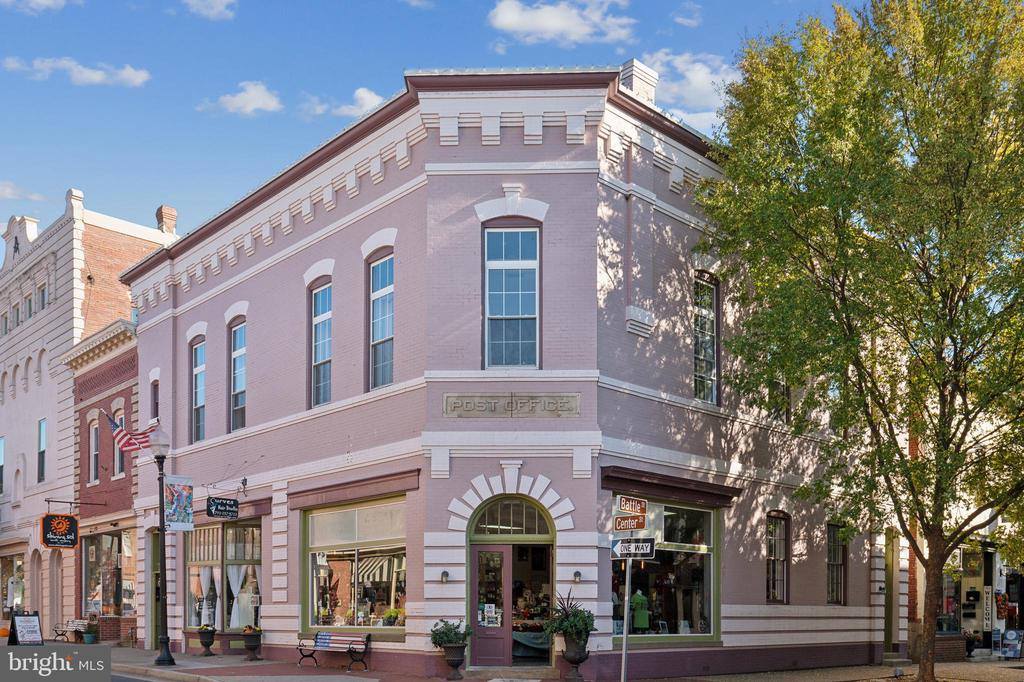 1006 Swallowtail Lane, Manassas, VA 20110