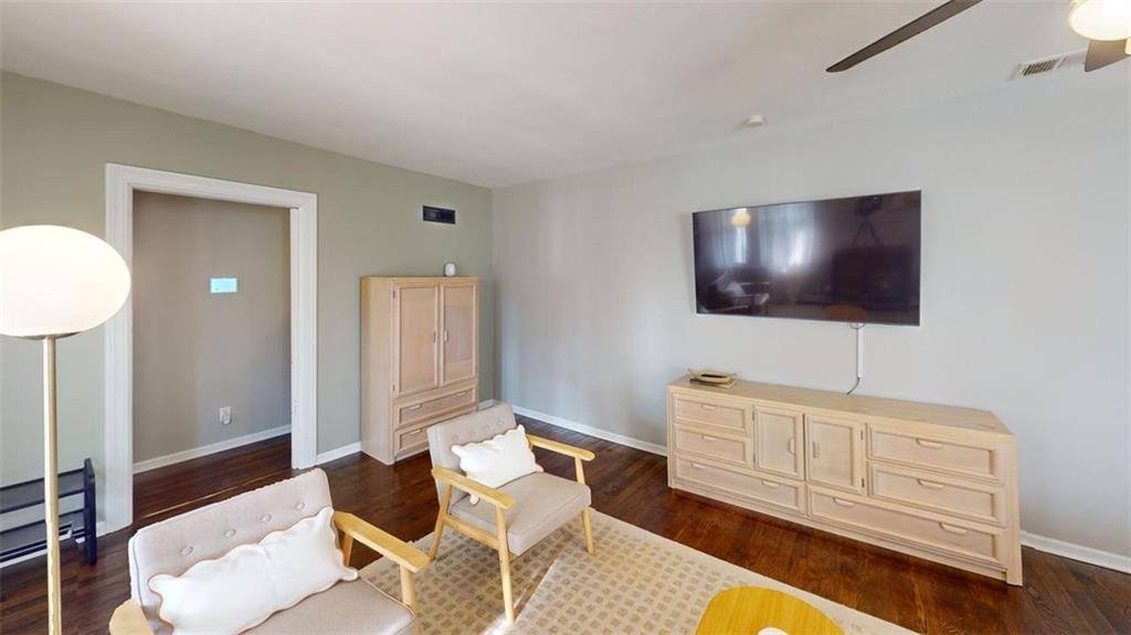 600 West 101st Terrace, Kansas City, MO 64114