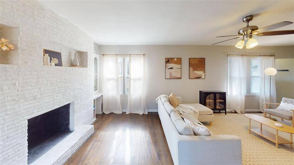 600 West 101st Terrace, Kansas City, MO 64114