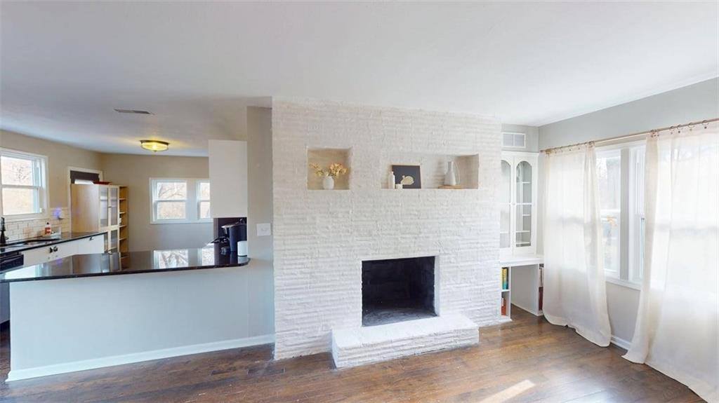 600 West 101st Terrace, Kansas City, MO 64114