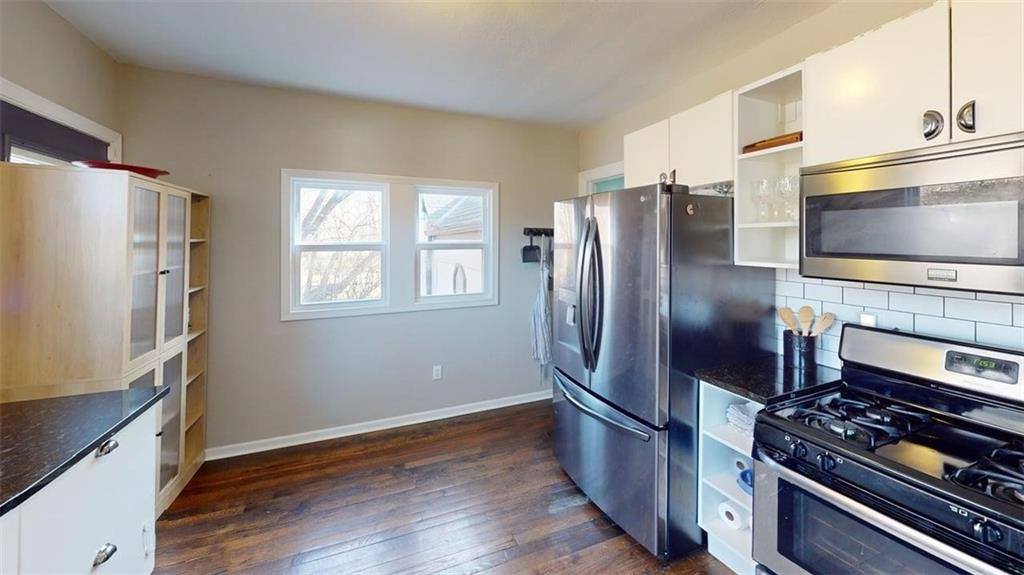 600 West 101st Terrace, Kansas City, MO 64114