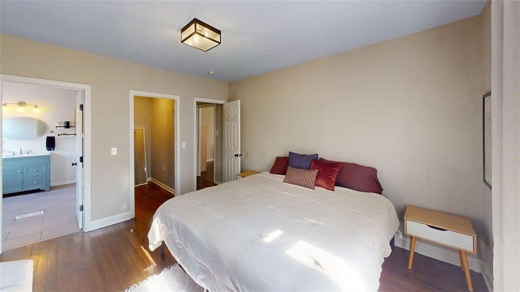 600 West 101st Terrace, Kansas City, MO 64114