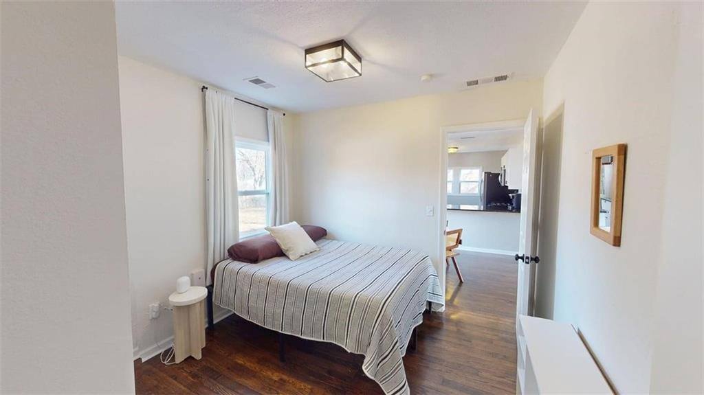 600 West 101st Terrace, Kansas City, MO 64114