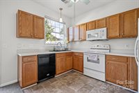 8663 Meadowmont View Drive, Charlotte, NC 28269