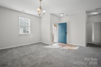 8663 Meadowmont View Drive, Charlotte, NC 28269