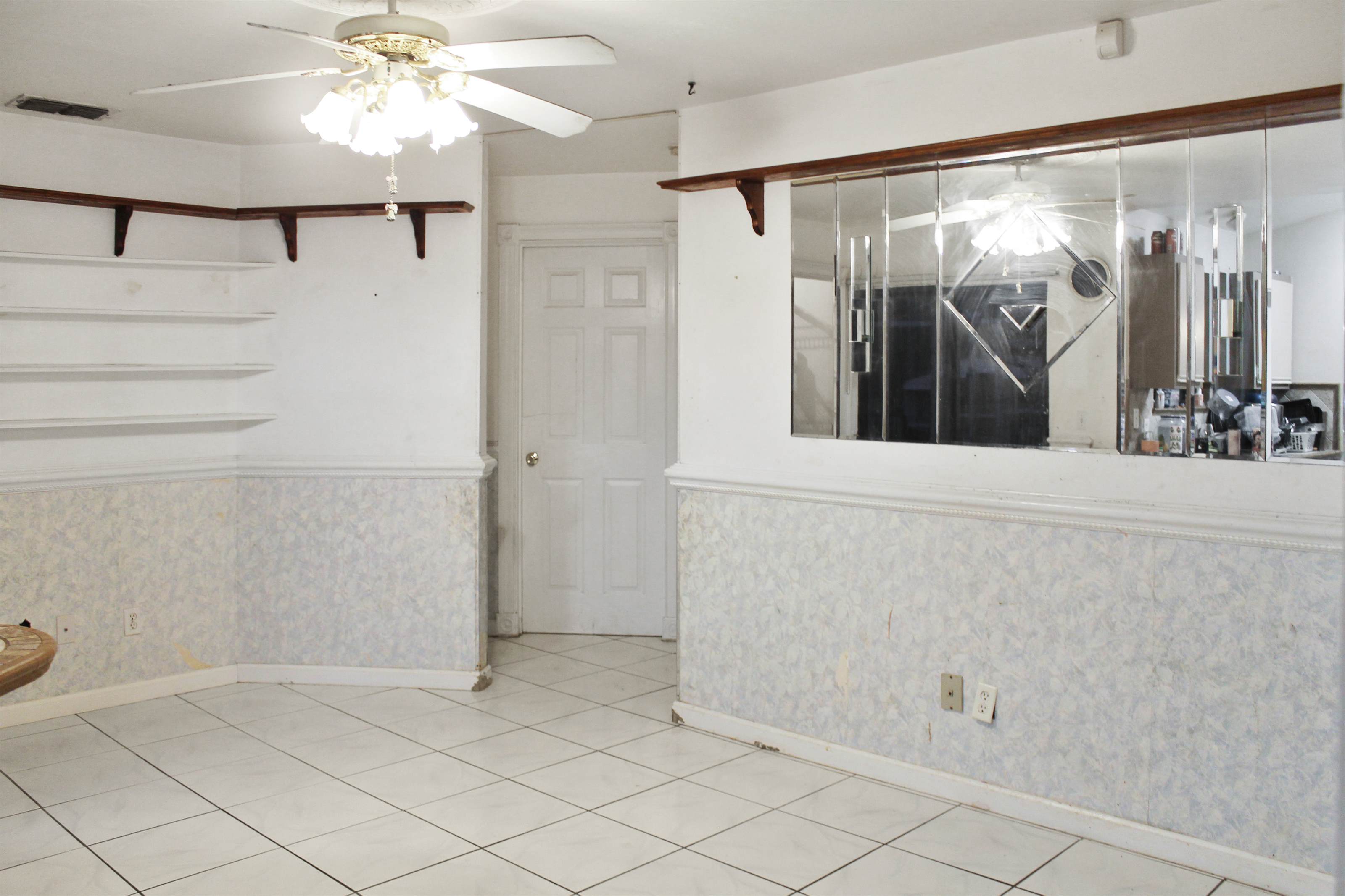 902 Clayton Ave, Lehigh Acres, FL 33972