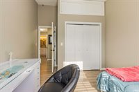 3802 N Lakeside Drive, Muncie, IN 47304