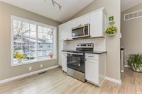 3802 N Lakeside Drive, Muncie, IN 47304