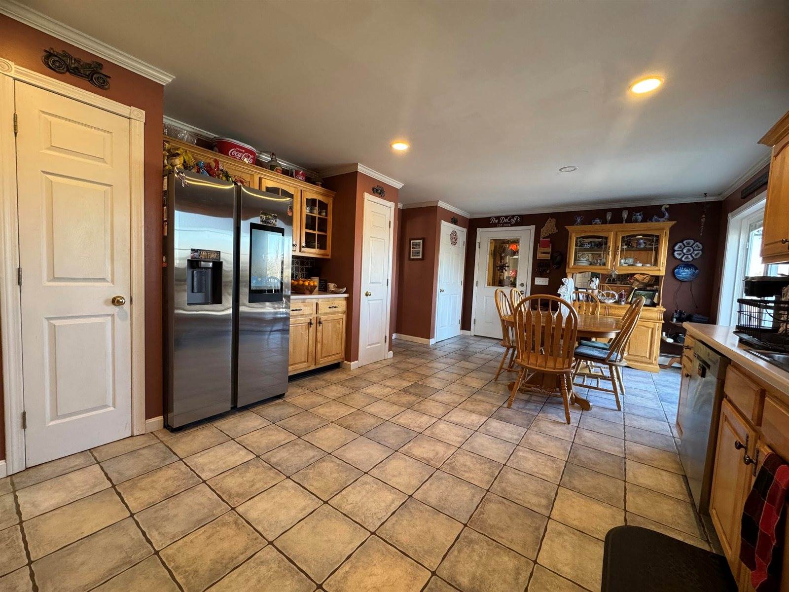 387 Exeter Road, Corinth, ME 04427