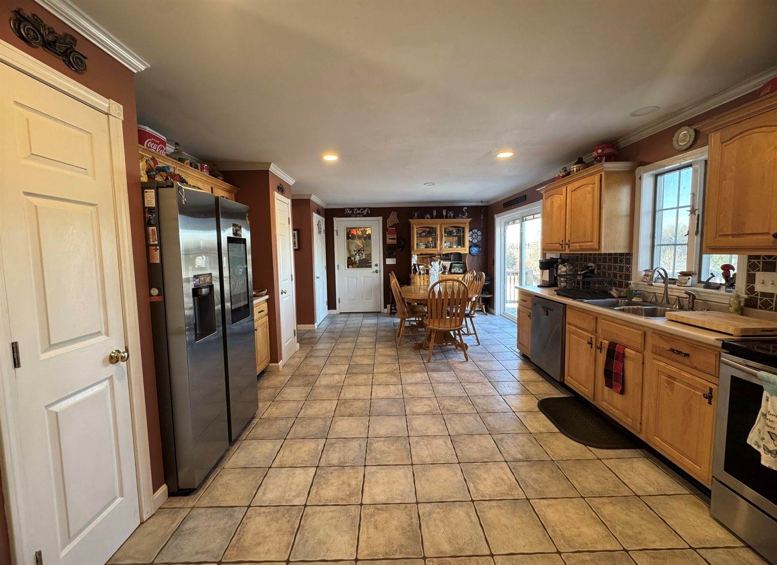 387 Exeter Road, Corinth, ME 04427